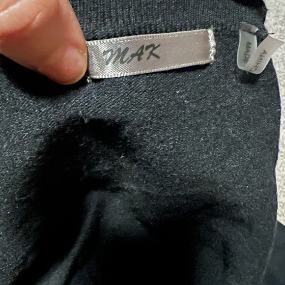 3/4 sleeve v neck black cardigan - Picture 7 of 9